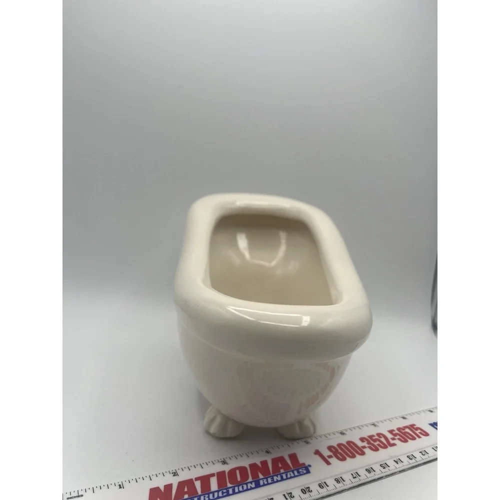 Porcelain Claw‎ Foot Tub Roses Soap 8